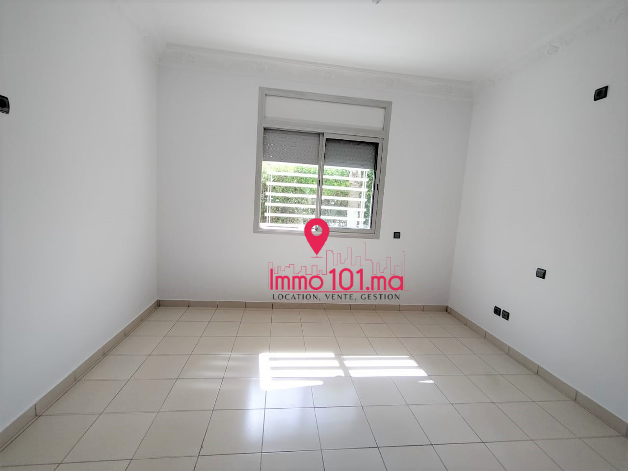 Location appartement à Hay Riad SILAV2433